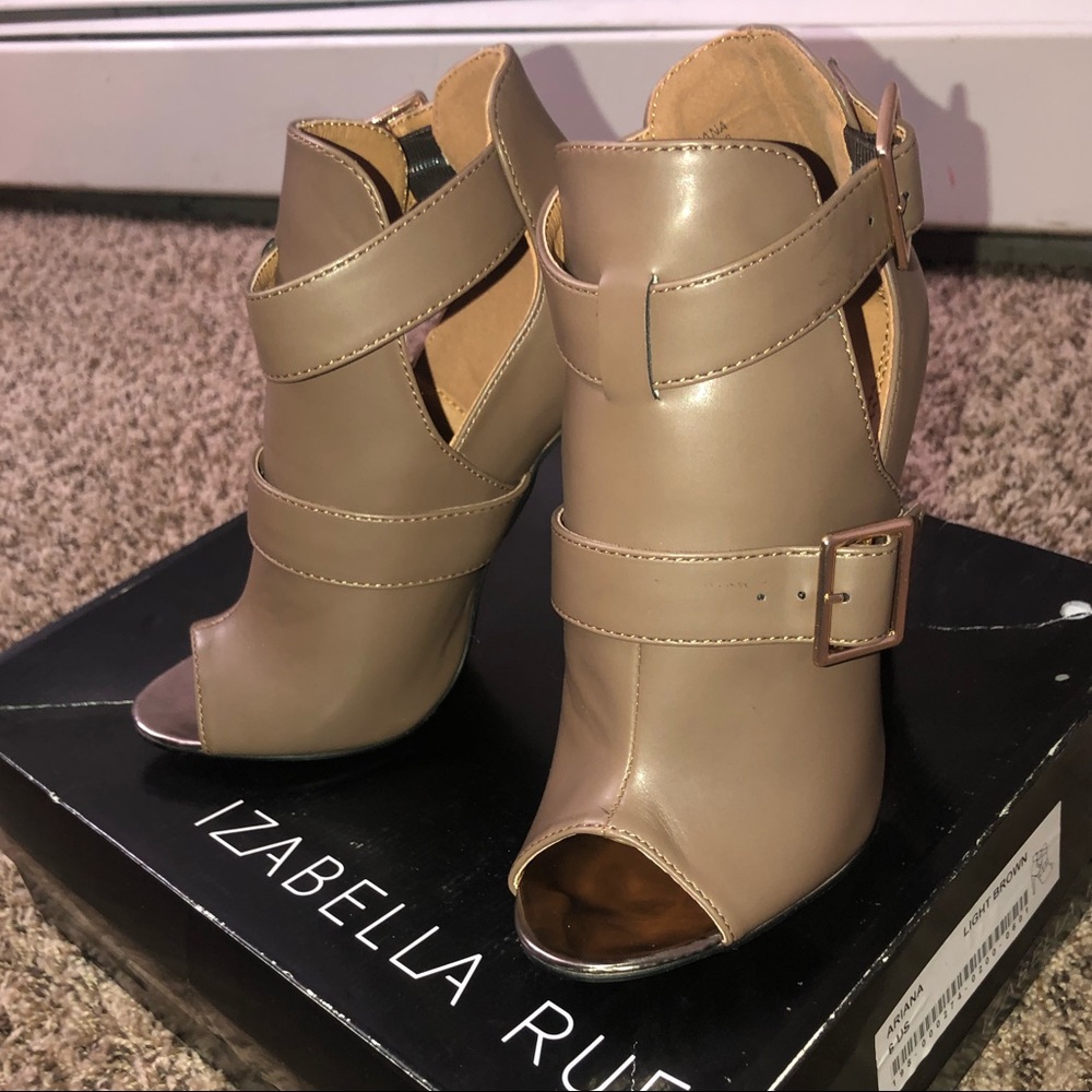 Peep toe heels